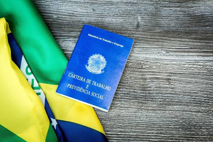 COVID 19: Publicado novo decreto que permite a prorrogação dos acordos de suspensão do contrato de trabalho e redução da jornada e do salário.