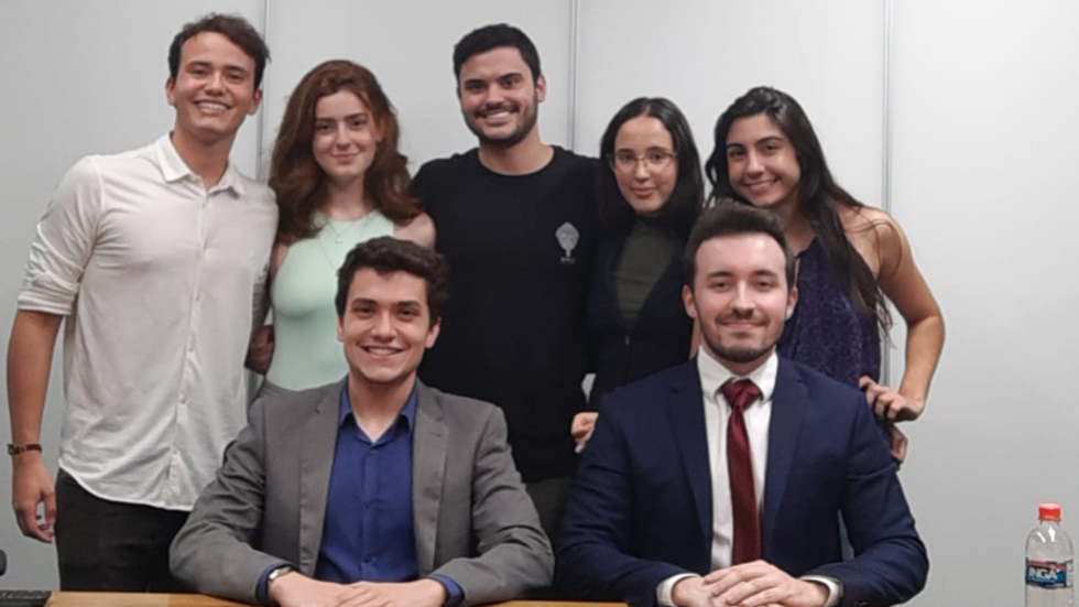 Equipe da UFMG coordenada pelo sócio Prof. Ms. Pedro Gontijo alcança o 1º lugar geral na 1ª edição do “I Moot Brasileiro de Direito Constitucional”