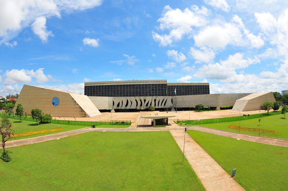 A Fazenda pode habilitar o crédito que foi submetido à execução fiscal na falência, decide STJ