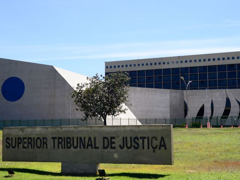 STJ decide que empresa não tem legitimidade para ajuizar ação rescisória no lugar de outra pessoa jurídica do mesmo grupo