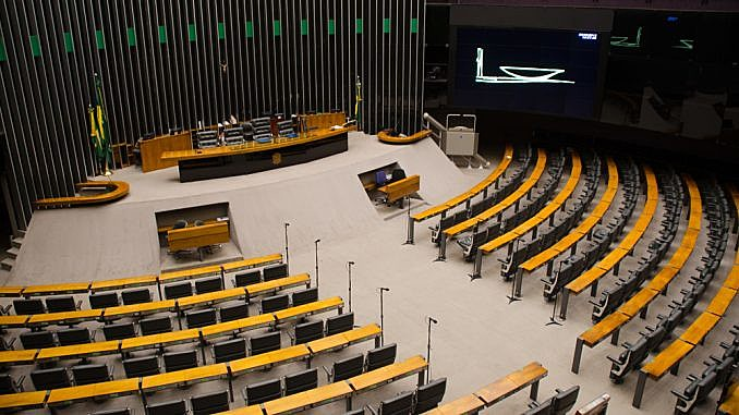 Câmara dos Deputados aprova projeto de lei sobre marco temporal para demarcação das terras indígenas