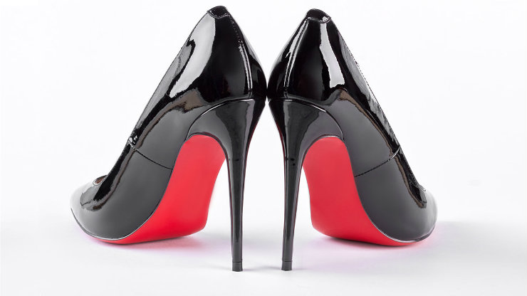 Louboutin teria direito de exclusividade sobre o uso do solado vermelho?
